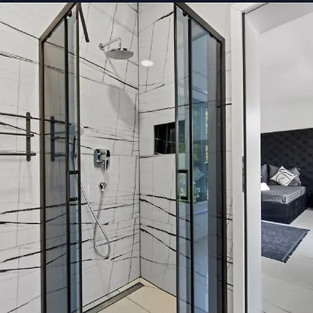 Luxusvilla Mit Privatpool, Bbq, Eleganten Interieur 메덜린