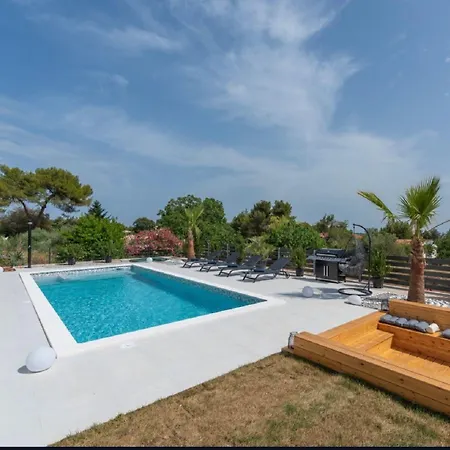 Luxusvilla Mit Privatpool, Bbq, Eleganten Interieur *